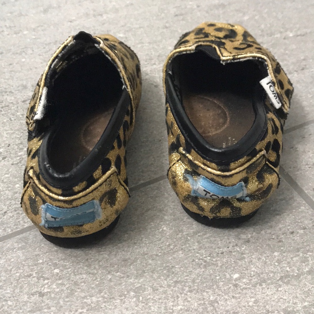 Toms shoes - Picture 3 of 5